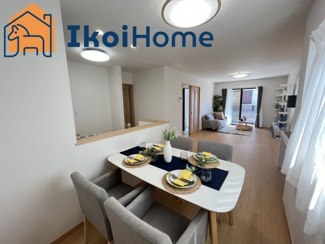 明石市西明石町2丁目　全2棟　A号棟の内装|◆同社施工例◆オプションで、より一層フローリングを強くする10年保証のコーティングもございます。