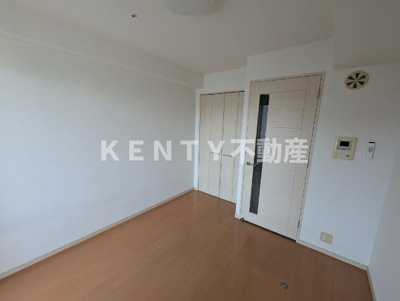 【居間・リビング】 | クリオ戸越銀座壱番館 | こちらの居間で趣味の時間をお楽しみください