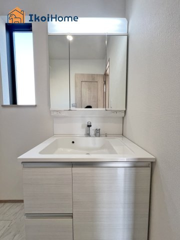 明石市西明石町2丁目　全2棟　B号棟の洗面所|【ホームページに現地動画掲載中】●年中無休：当日予約可●畳２枚分の一般的な洗面室です。