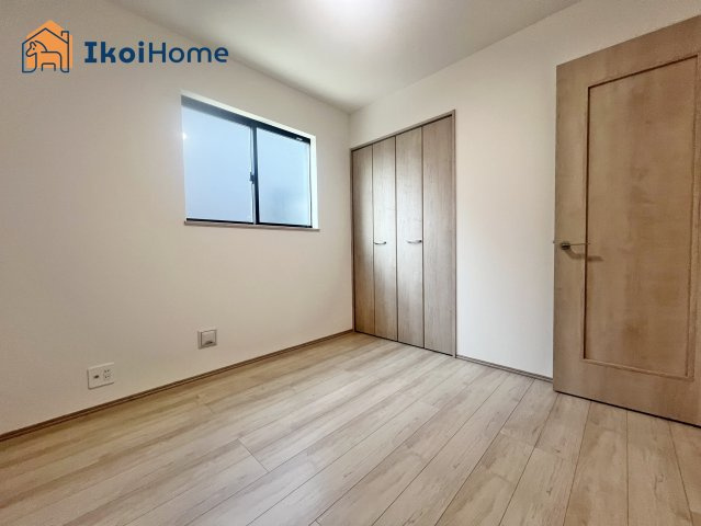 明石市西明石町2丁目　全2棟　B号棟の子供部屋|【ホームページに現地動画掲載中】●年中無休：当日予約可●収納スペースも広く収納豊富で便利です！