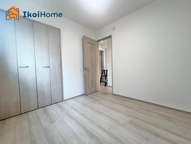 明石市西明石町2丁目　全2棟　B号棟の寝室|【ホームページに現地動画掲載中】●年中無休：当日予約可●カーテン・カーテンレールは付いておりません。