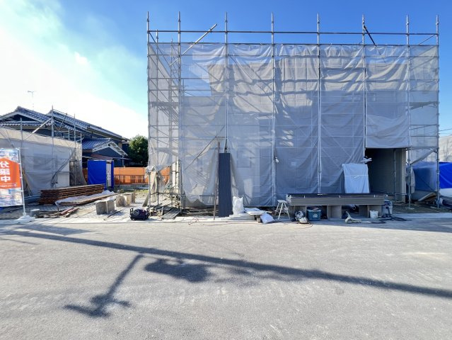 大和高田市西坊城全5棟の外観