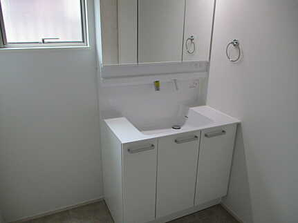 広島市佐伯区五月が丘5丁目　の独立洗面台