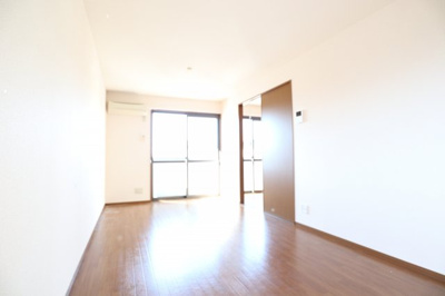 【居間・リビング】 | ヴェルドミール敷島B