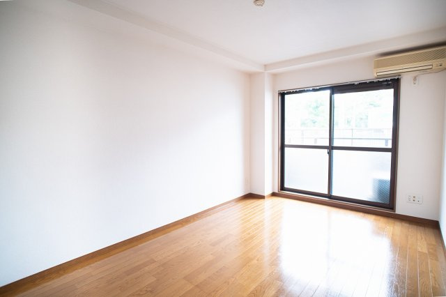 ヴェール朝霞台の居間・リビング