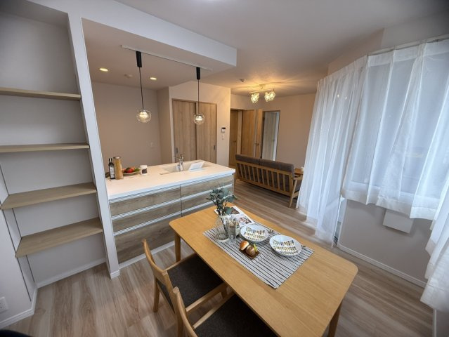 【居間・リビング】サーパス文教通り 