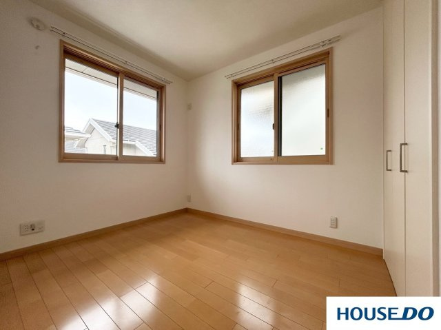 中古戸建　積水ハウス施工　足利市八椚町の洋室|使い勝手のいい洋室です