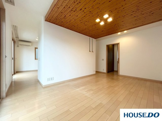 中古戸建　積水ハウス施工　足利市八椚町の居間・リビング|使いやすい居間です