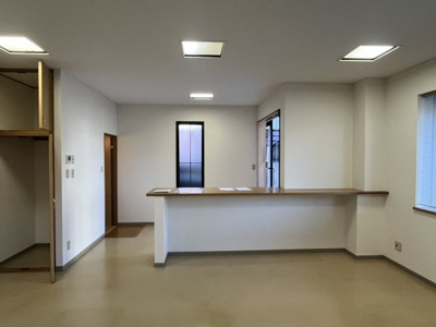 【居間・リビング】 | 理興ビル