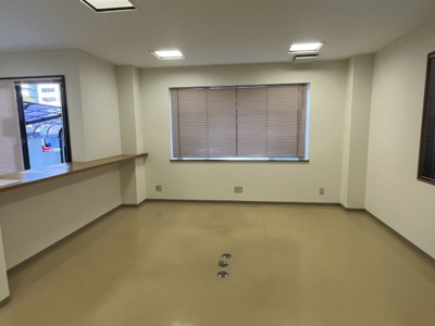 【居間・リビング】 | 理興ビル