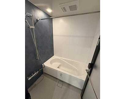 広島市安佐南区川内６丁目の浴室