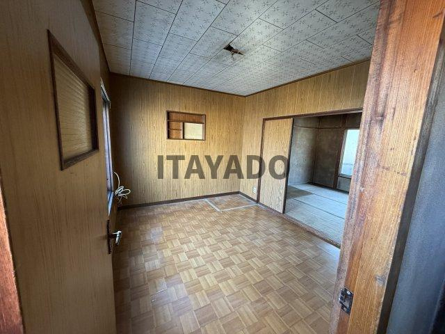 【玄関】 | 須磨区大手町２丁目_借地権付連棟中古戸建