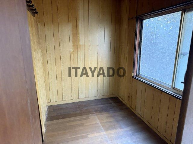 【収納】 | 須磨区大手町２丁目_借地権付連棟中古戸建