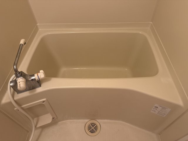 クレインウッド恵美酒　B棟の浴室