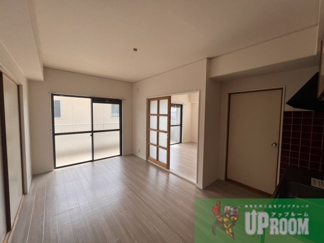 シティハイツハピネスの居間・リビング