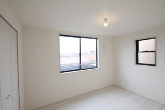 【洋室】 | 三郷市高州4期 | 全居室収納あり