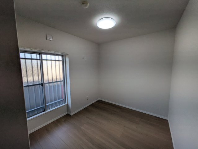 【洋室】ファミリエール古河 