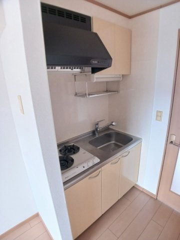 【キッチン】 | レジデンスひらお | きれいなキッチンです