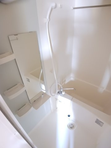 【浴室】 | レジデンスひらお | 日々の疲れを癒すお風呂付です