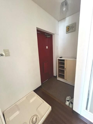 【玄関】 | ビアン国立