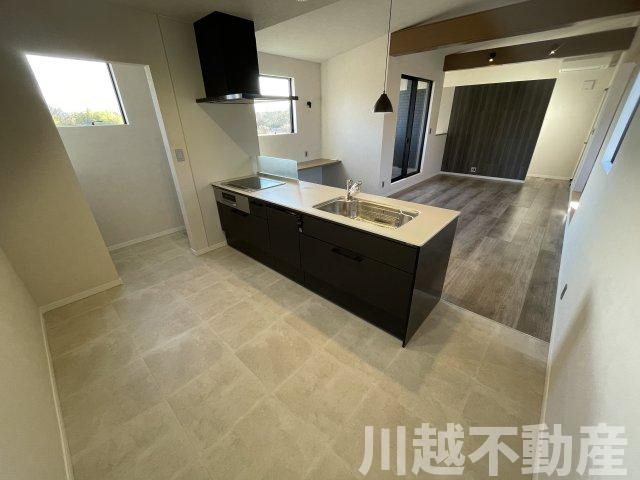上質な空間が毎日を「特別」に変えるのキッチン|こちらにお電話ください0120-665-772