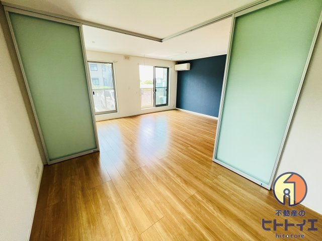 グランディオ Cの洋室|使い勝手のいい洋室です