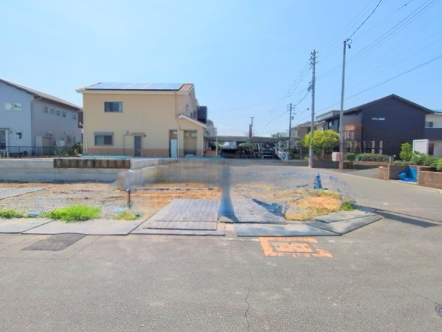 Terrechez　海部郡蟹江町桜2期　全5棟　新築戸建　5号棟の前面道路含む現地写真