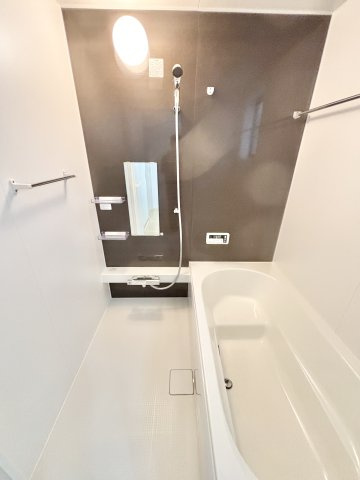 【仲介手数料無料／蟹江町】海部郡蟹江町桜2期　Terrechez　新築戸建　3号棟の浴室