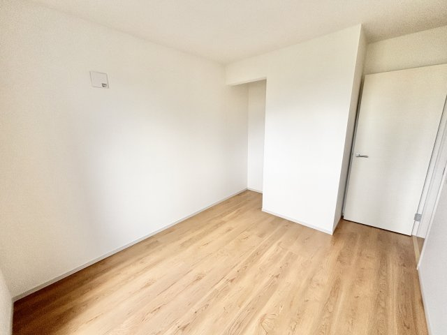 【仲介手数料無料／蟹江町】海部郡蟹江町桜2期　Terrechez　新築戸建　3号棟の洋室