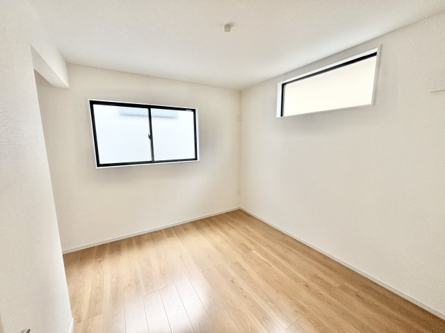 【仲介手数料無料／蟹江町】海部郡蟹江町桜2期　Terrechez　新築戸建　2号棟の洋室