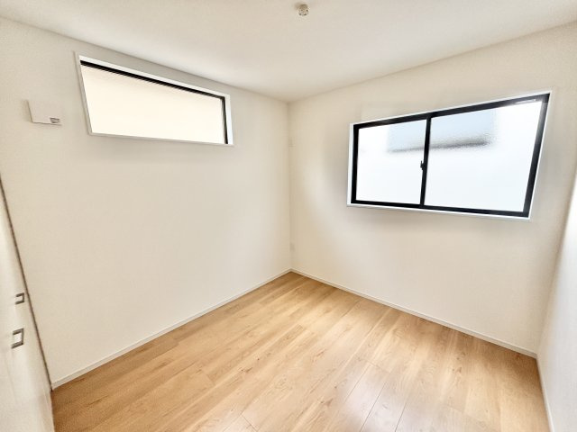 【仲介手数料無料／蟹江町】海部郡蟹江町桜2期　Terrechez　新築戸建　2号棟の洋室