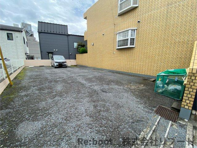 サンシティ西船の駐車場