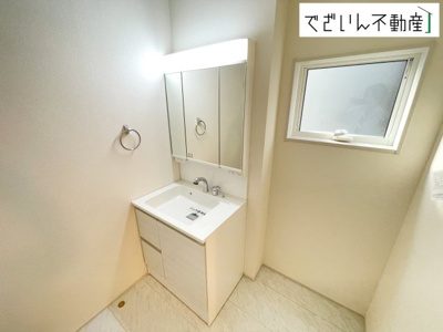 【独立洗面台】 | Livele Garden.S熊谷市宮本町第2　新築住宅 | ≪2号棟≫
現地(2025年11月撮影)