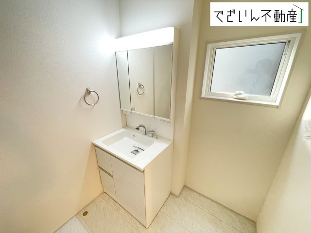 【独立洗面台】 | Livele Garden.S熊谷市宮本町第2　新築住宅 | ≪2号棟≫
現地(2025年11月撮影)