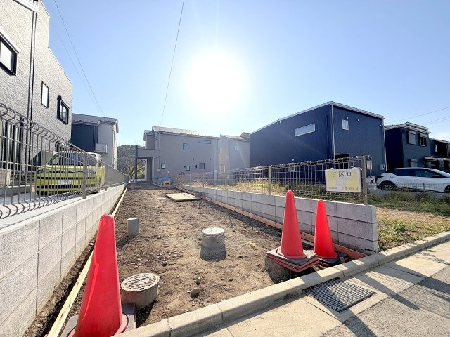 あきる野市野辺　新築分譲の駐車場