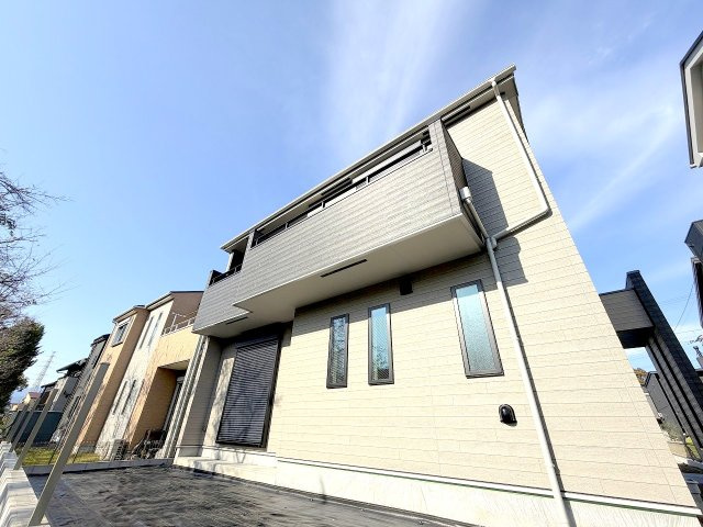 あきる野市野辺　新築分譲の外観