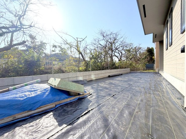 あきる野市野辺　新築分譲の庭