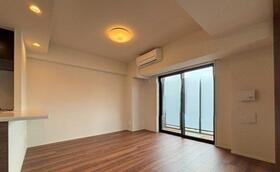 ニューミラ明大前の居間・リビング