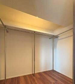 ニューミラ明大前の収納