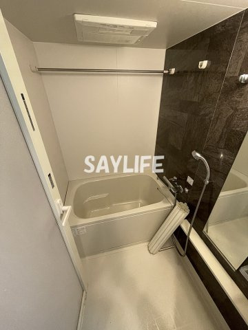 パインリッチの浴室