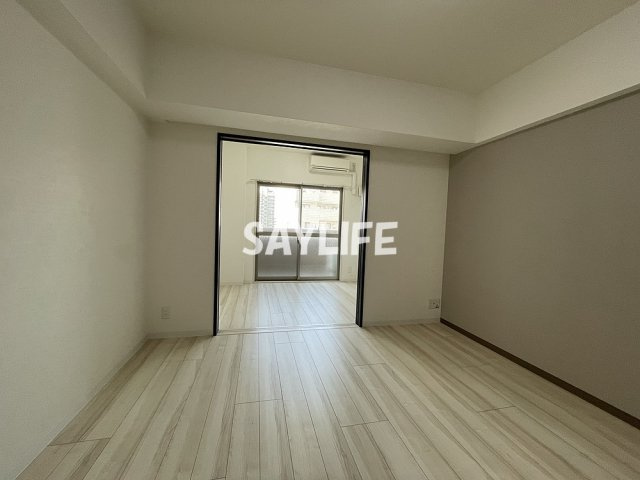 パインリッチの居間・リビング