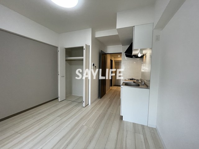 パインリッチの居間・リビング