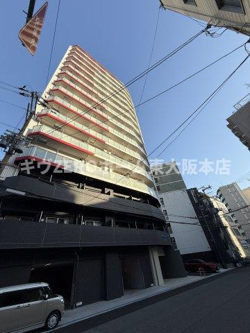 セレニテ難波ミラク参番館の外観