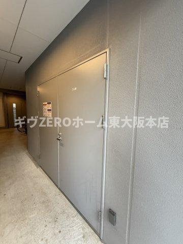 セレニテ難波ミラク参番館のロビー