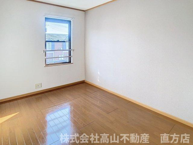 ファミーユ・Ｋ　Ｂの居間・リビング