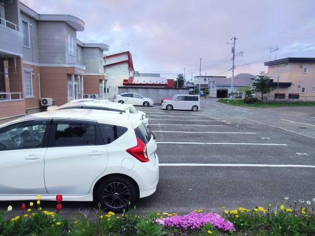 ヴァンベールⅡ・Ⅲの駐車場