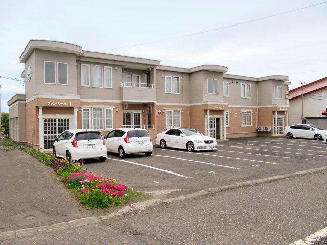 ヴァンベールⅡ・Ⅲの駐車場