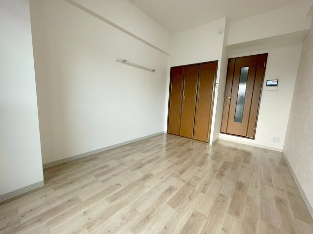 ローズコーポ新大阪8の居間・リビング