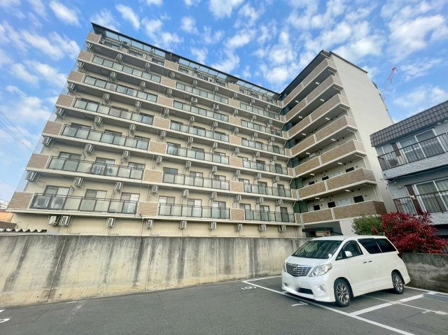 ローズコーポ新大阪8の外観