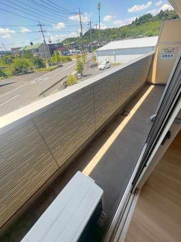 【バルコニー】